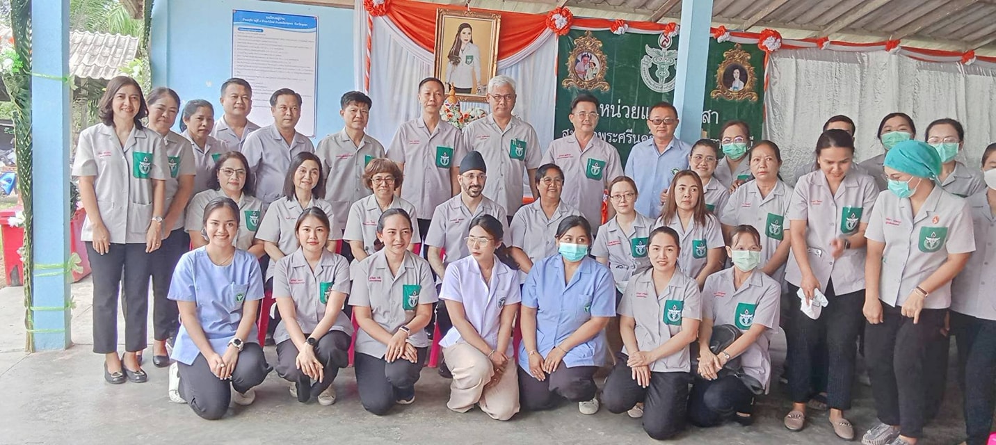 วันนี้ (4/7/67) เวลา 09.00 น. 
นำโดย นายพรศักดิ์ พิมาน นายกเทศมนตรีตำบลวังใหม่ พร้อมด้วยสมาชิกสภาเทศบาล กำนัน ผู้ใหญ่บ้าน อสม. ร่วมกิจกรรม การบริการประชาชน ออกหน่วยแพทย์อาสาเคลื่อนที่ (พอ.สว.) ณ บ้านพรุ่ชิง หมู่ 8 ต.วังใหม่ อ.เมือง จ.ชุมพร