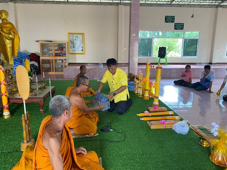 วันนี้ (19/7/67) ตั้งแต่เวลา 08.30 น.เทศบาลตำบลวังใหม่จัดกิจกรรม"โครงการแห่เทียนพรรษาประจำปี 2567" จำนวน 4วัด 1 สำนักสงฆ์ 2 สำนักปฏิบัติธรรมในพื้นที่ ตำบลวังใหม่ นำโดย นาย พรศักดิ์ พิมาน นายกเทศมนตรีตำบลวังใหม่พร้อมด้วยผู้บริหาร สมาชิกสภาเทศบาล ข้าราชการ พนักงานและลูกจ้าง ครูศพด. คณะครูและนักเรียนร.ร บ้านนาแซะ กำนัน/ผู้ใหญ่บ้านและประชาชนในพื้นที่.  
🙏🙏🙏