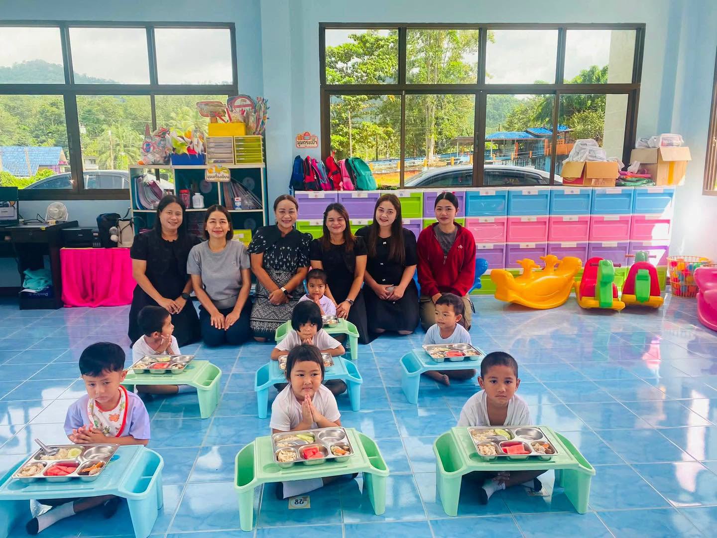 เมื่อวันที่ 4กันยายน 2569 เวลา 10.30น. นำโดย นางสาว พรพรรณ แย้มมยาสุจริต หัวหน้าสำนักปลัดเทศบาลตำบลวังใหม่ พร้อมด้วยคณะกรรมการลงพื้นที่ตรวจ ติดตามและตรวจสอบประเมินผลงานดำเนินการโครงการอาหารกลางวันประจำปีงบประมาณพ.ศ.  2569